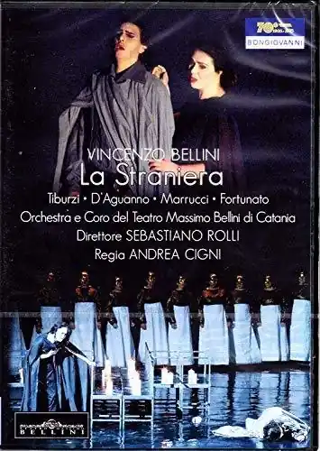 Straniera Fan Favorite