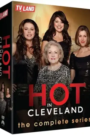 Sale Hot In Cleveland: Complete Series (17pc) / (Box)